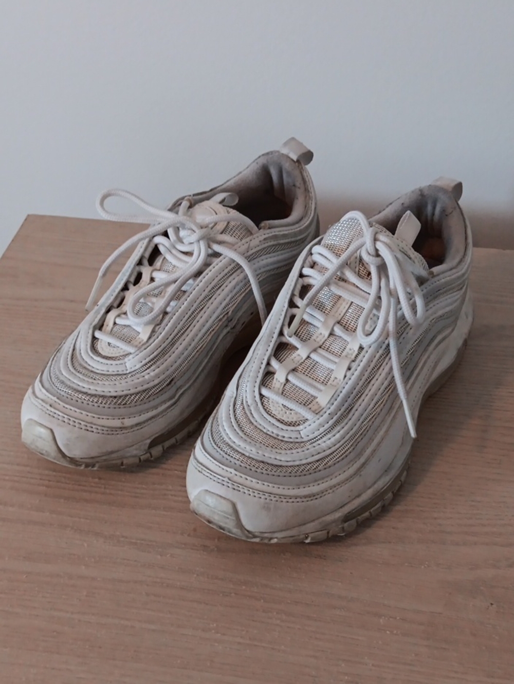 Nike Kids Off-White/Beige Retro Lace-Up Sneakers